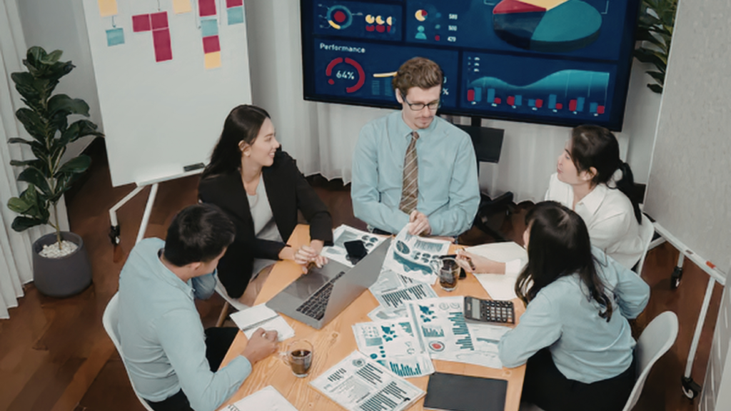 Do dado à rotina: o que transforma iniciativas de CRM em uma estratégia de relacionamento